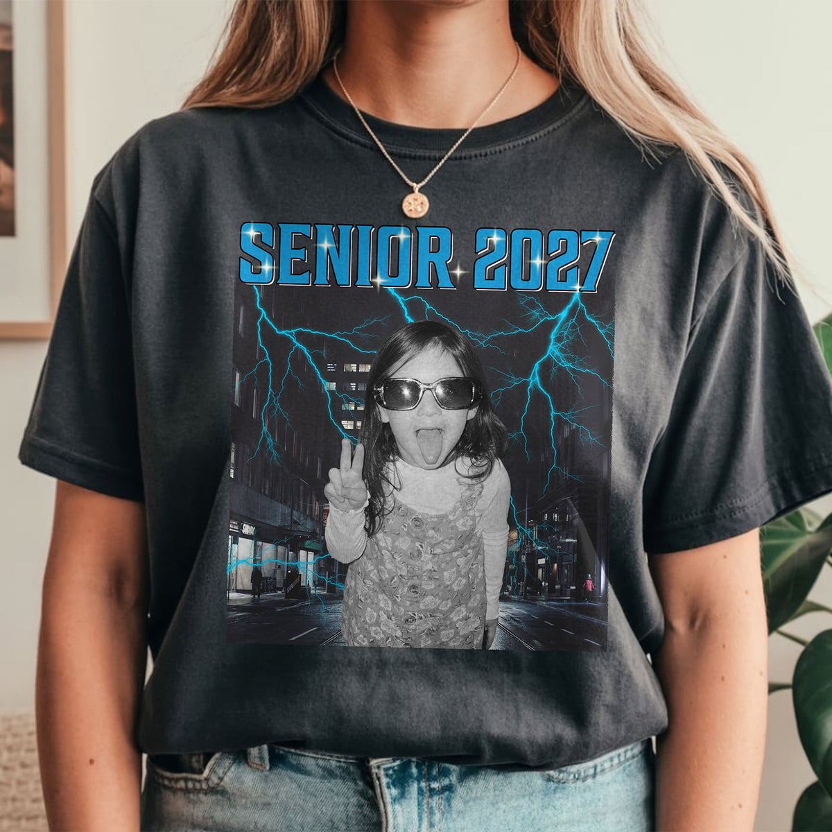 Personalized Senior 2027 Retro Vintage Photo Comfort Shirt Graduation Gift TH10 170607
