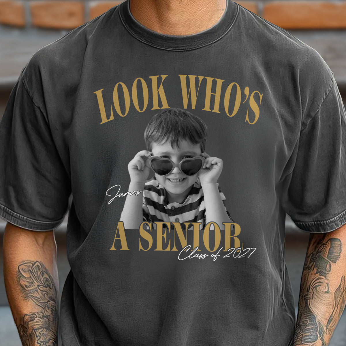 Custom Photo Look Who's A Senior 2027 Vintage Comfort Shirt CH07 180314