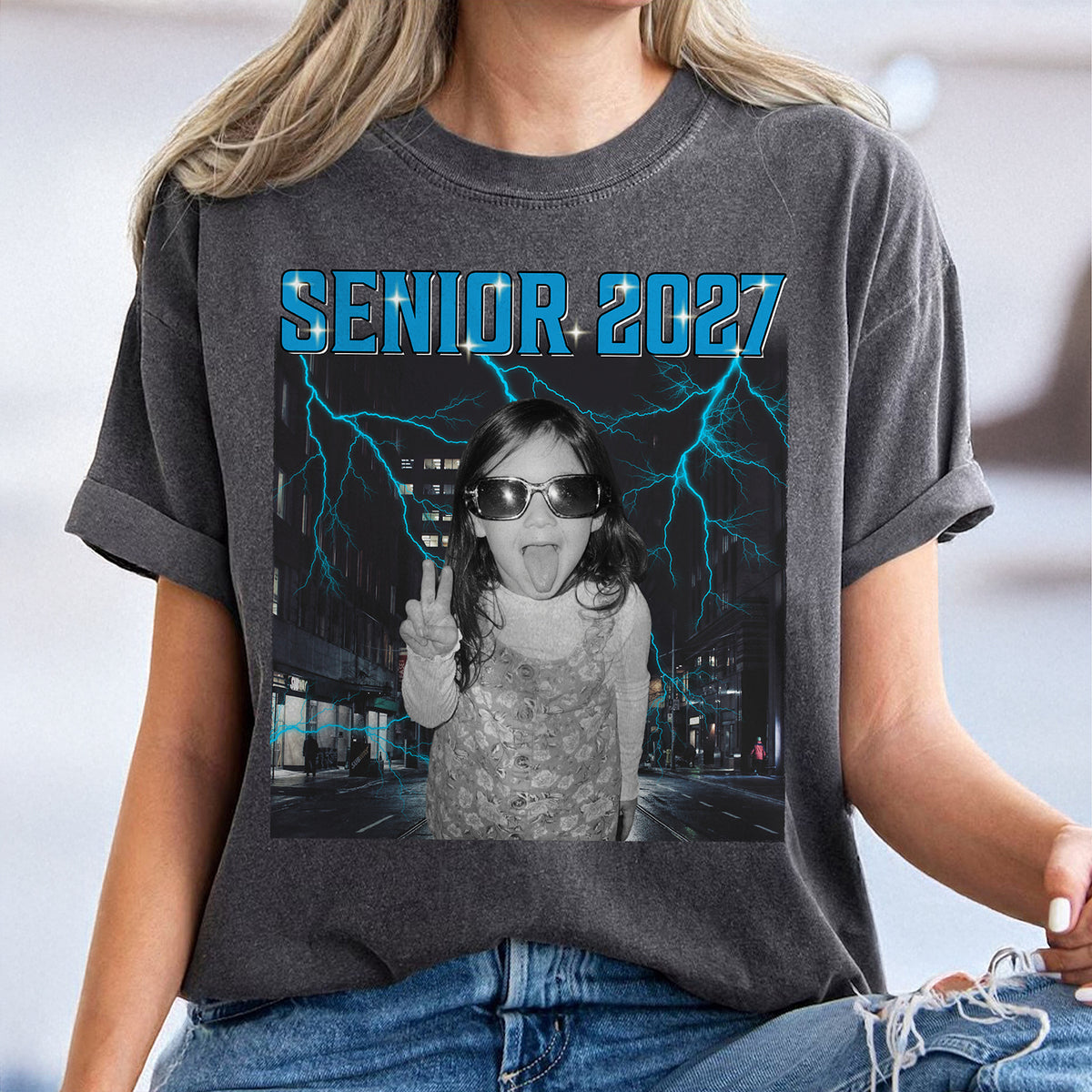 Personalized Senior 2027 Retro Vintage Photo Comfort Shirt Graduation Gift TH10 170607