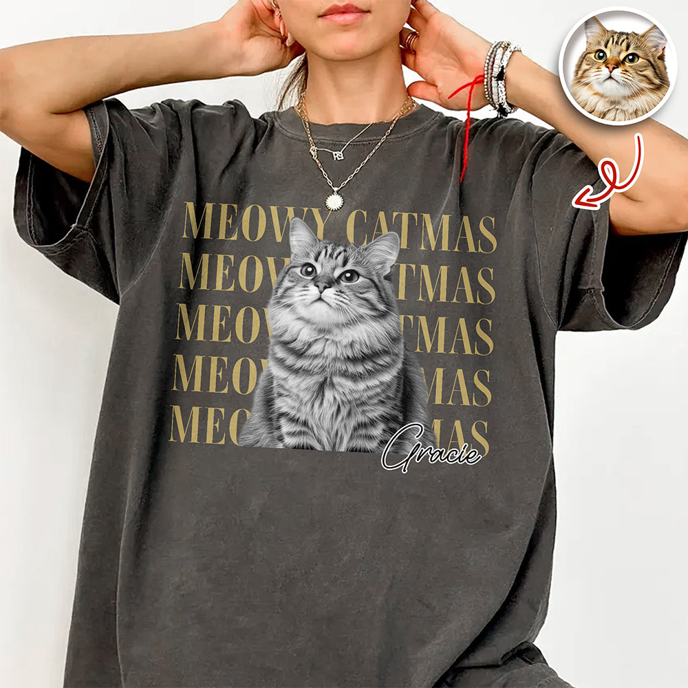 Personalized Vintage Dog Cat Photo Merry Christmas Comfort Shirt Gift For Cat Lovers HA75 922112