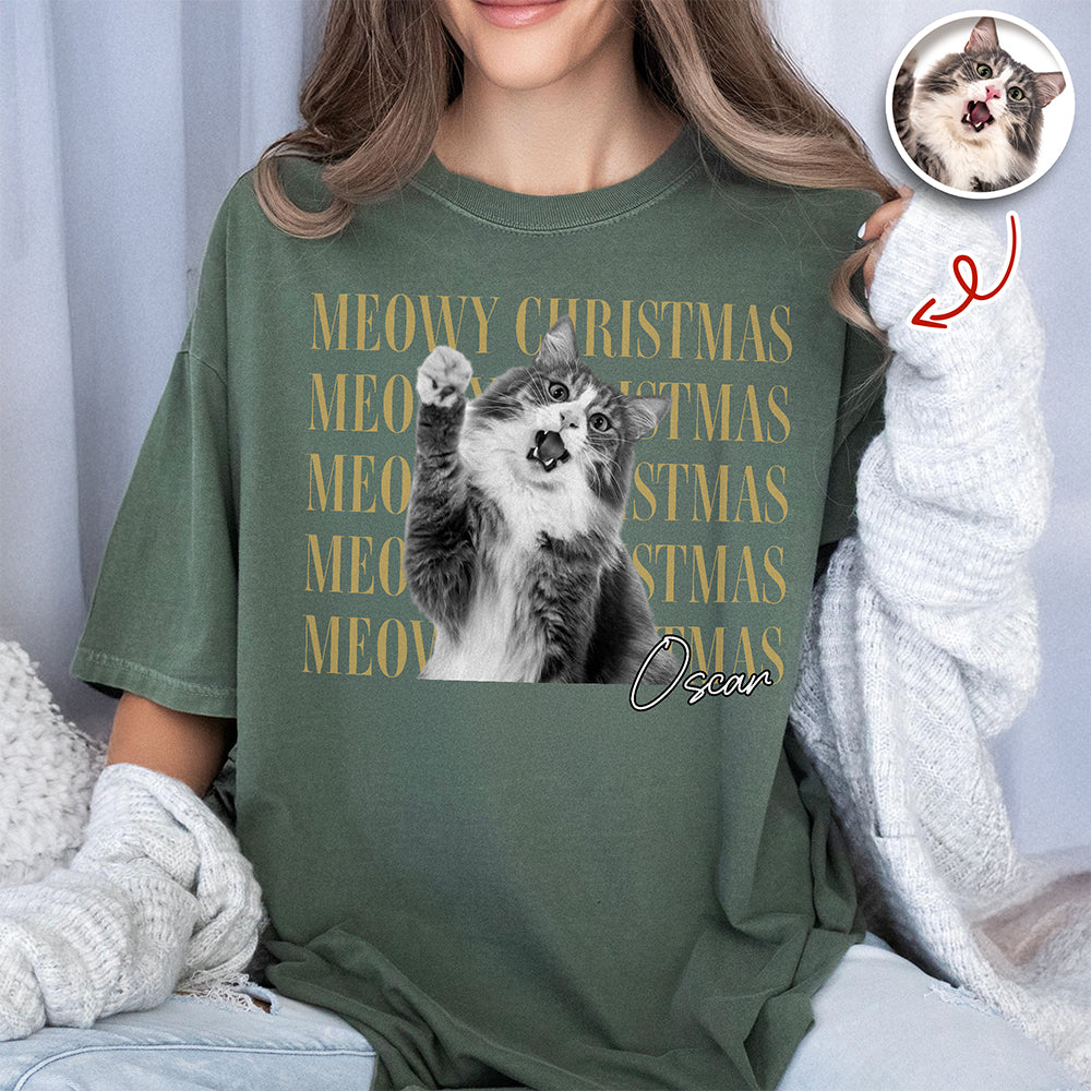Personalized Vintage Dog Cat Photo Merry Christmas Comfort Shirt Gift For Cat Lovers HA75 922112
