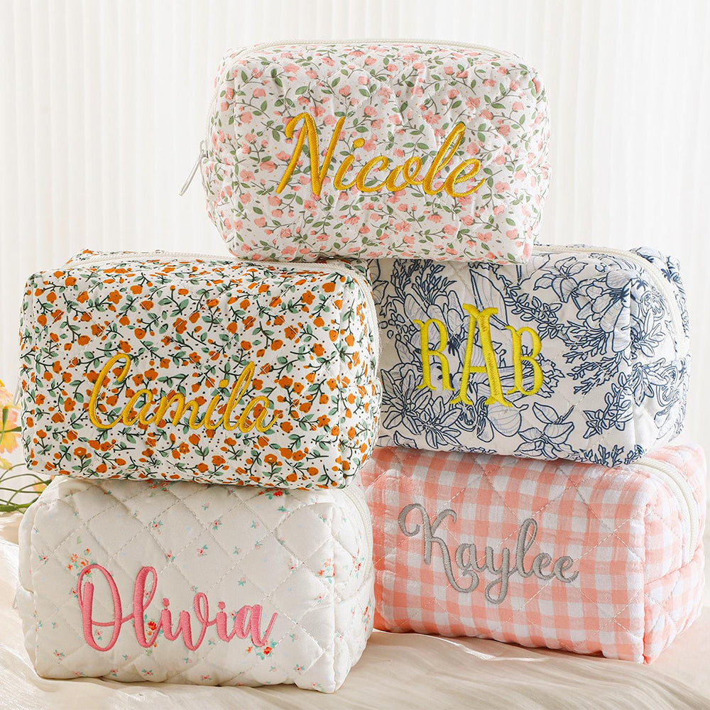 Personalized Name Floral Embroidered Makeup Bag - Gift For Girlfriend, Women Toiletry Bag, Bridesmaid Gift LM32 897409