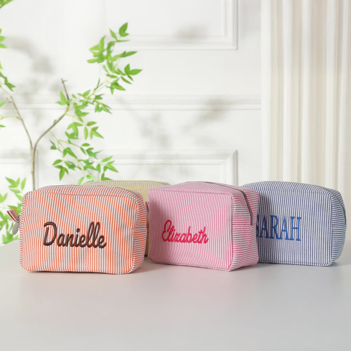 Personalized Name Monogrammed Seersucker Toiletry Bag - Gift For Mom, Girlfriend, Women, Summer Gift HO82 902942
