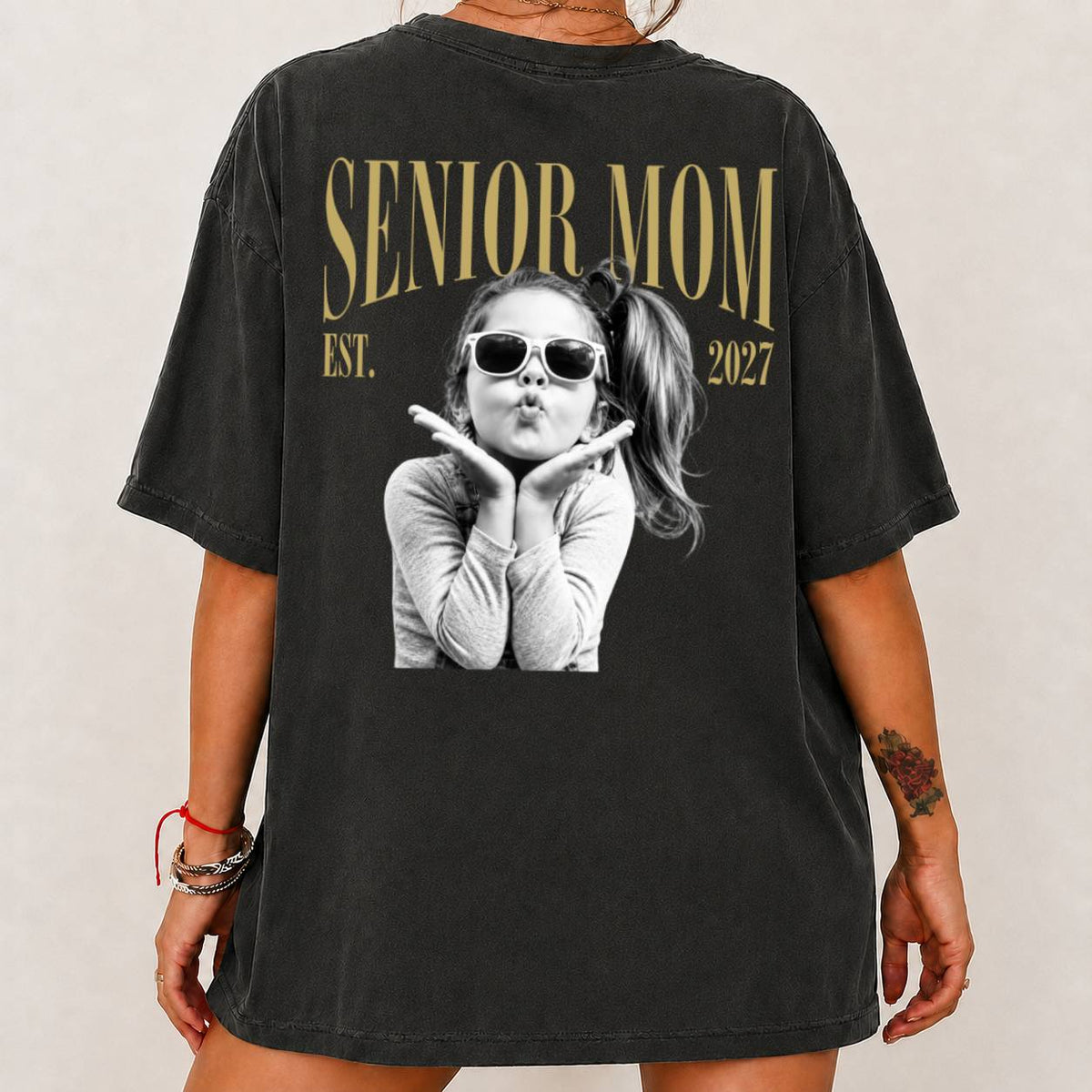Custom Retro Photo Senior Mom EST. 2027 Back Comfort Shirt - Personalized Class of 2027 Gift, Proud Family Gift HO82 903264