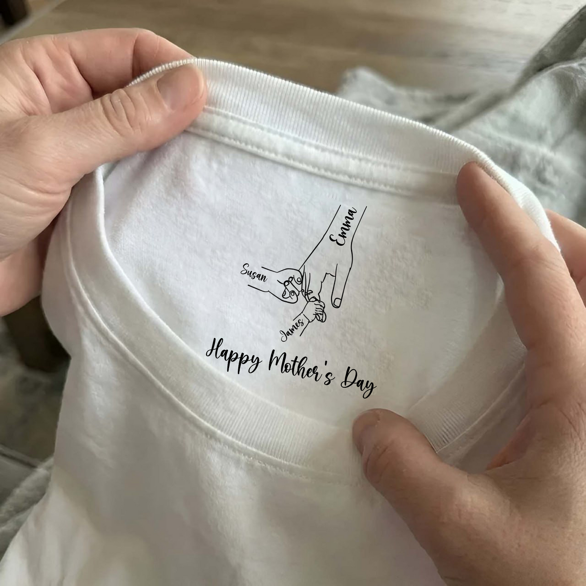 Personalized Floral Hands Mom With Kids Mother's Day Neck Print Tee CH07 910930