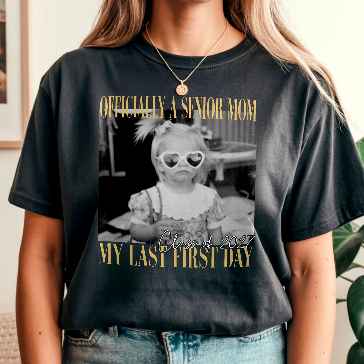 Custom Photo Officially A Senior Dad, Mom My Last First Day Comfort Shirt LM32 669661