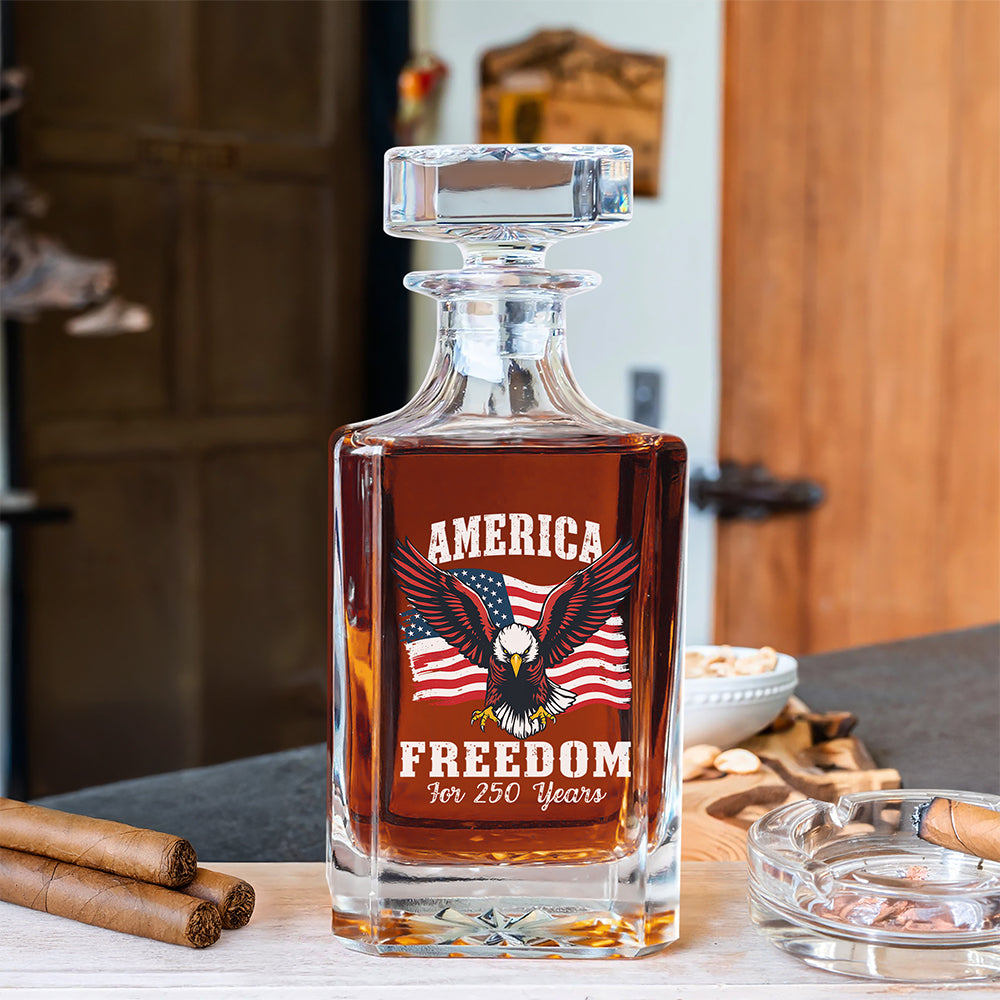 America 250 Years of Freedom Patriotic Eagle Flag Decanter HA75 897340