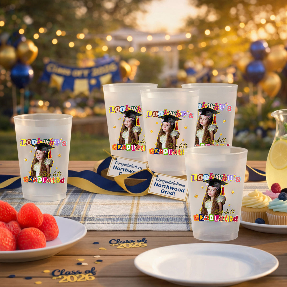 Custom Photo Look Who's Graduated Graduation Cups - Personalized Party Decor HO82 902280