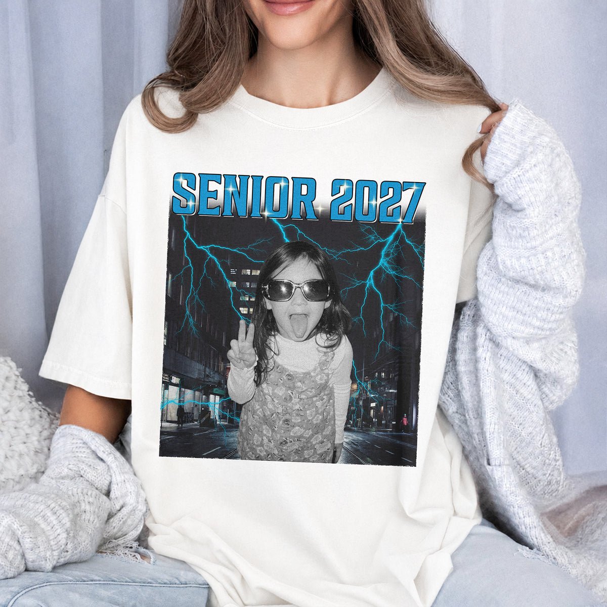 Personalized Senior 2027 Retro Vintage Photo Comfort Shirt Graduation Gift TH10 170607