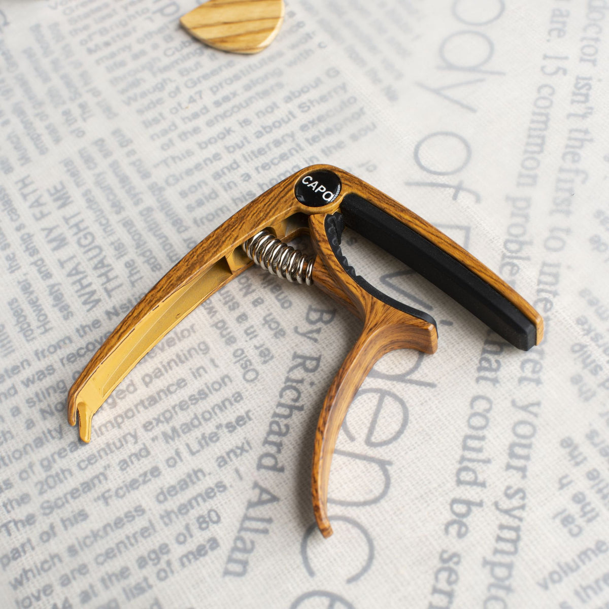 Personalized Metal Guitar Capo with Wood Grain, Custom Message, Engraved Guitar Pick, Birthday Gift, Fathers days Gift for Guitarists LM32 897585