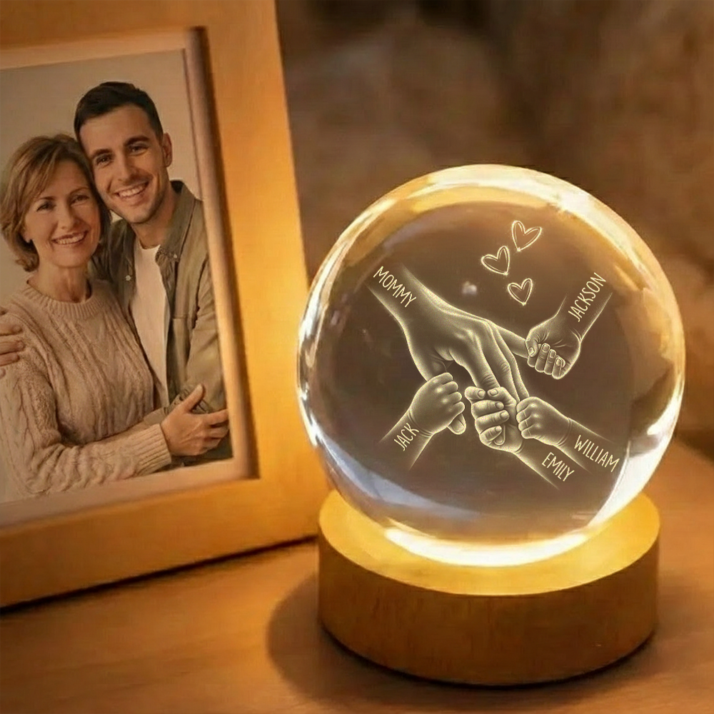 Kids Holding Mom's Hand - Personalized Engraved Crystal Ball LED Night Light - Heartfelt Mother's Day Gift for Mom, Wife HO82 901448