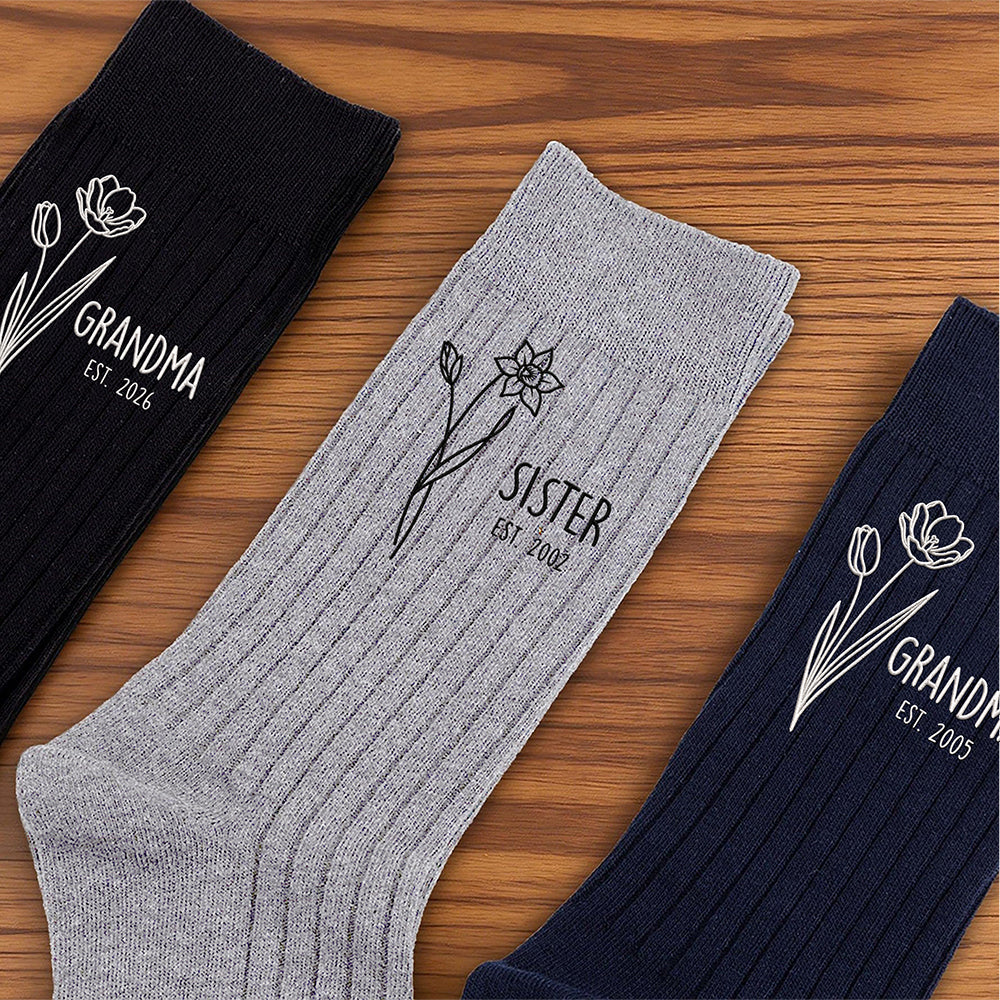 Personalized Name Birth Flower Embroidered Socks Gifts For Her, Grandma, Mom HA75 919118