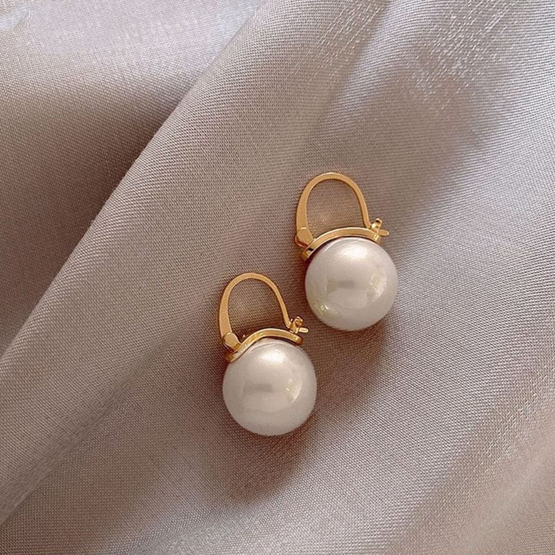 GeckoCustom 2021 New Classic Copper Alloy Smooth Metal Hoop Earrings For Woman Fashion Korean Jewelry Temperament Girl's Daily Wear earrings bai