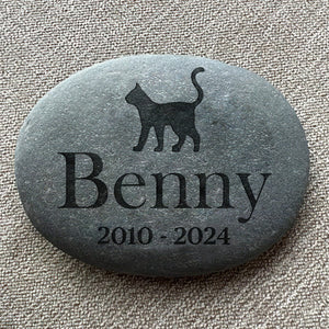 GeckoCustom Custom Cat Cherish Your Beloved Pet's Memory Memorial Engraved Stone HO82 893078