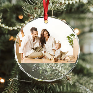 GeckoCustom Custom Family Photo Gift For Parents Christmas Glass Circle Ornament HO82 893048