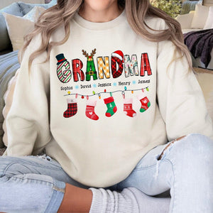 GeckoCustom Custom Grandkid Name For Grandma Christmas Socks Sweatshirt Best Gift For Family, Lover, Christmas Idea Gift HO82 893154