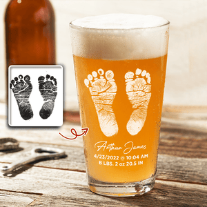 GeckoCustom Custom Photo Baby Footprint Laser Engraved Beer Glass HA75 890584 16oz