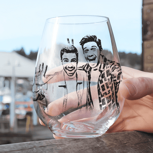 GeckoCustom Custom Photo Best Friends Bestie Sisters Stemless Wine Glass Unique Gift HO82 893416 14.5 oz