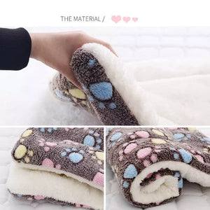 GeckoCustom Dog Bed Thickened Dog Mat Pet Cat Soft Fleece Pad Blanket Bed Mat Cushion Home Washable Rug Keep Warm Pet Supplies  cama perro