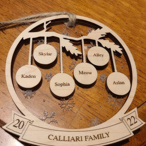 GeckoCustom Family Tree With Snowflakes Christmas Ornament Personalized Gift N304 889664