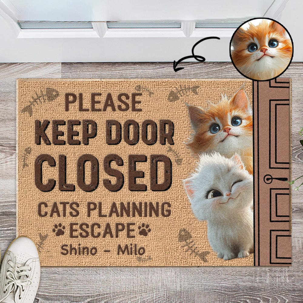 GeckoCustom Keep Door Closed Cats Planning Escape Personalized Doormat Funny Gift For Cat Lovers CH07 895232