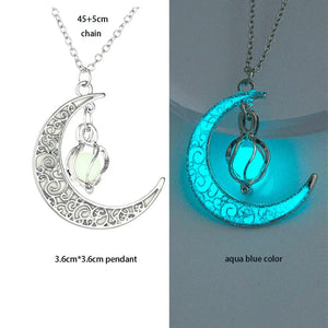 GeckoCustom Luminous Glowing Arrow Pendant Necklace Knight Spear Necklace Glow In The Dark Pike Necklace for Women Men Halloween Gift ygxl39abxxx