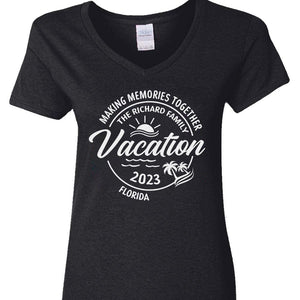 GeckoCustom Making Memories Together Vacation 2023 Family Dark Shirt K228 889410 Women V-neck / V Black / S