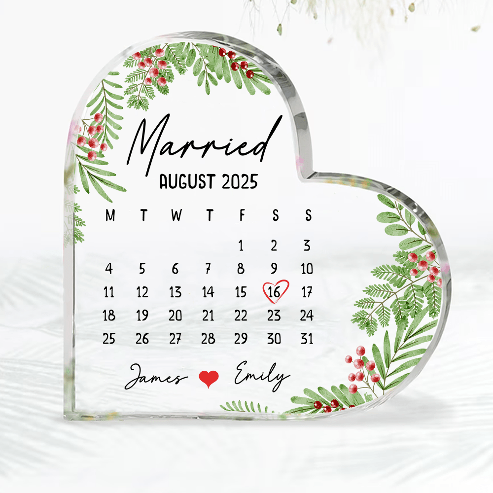 GeckoCustom Married Calendar Heart Acrylic Plaque, Personalized Wedding Gift, Newlywed Gift for Couple TH10 895052