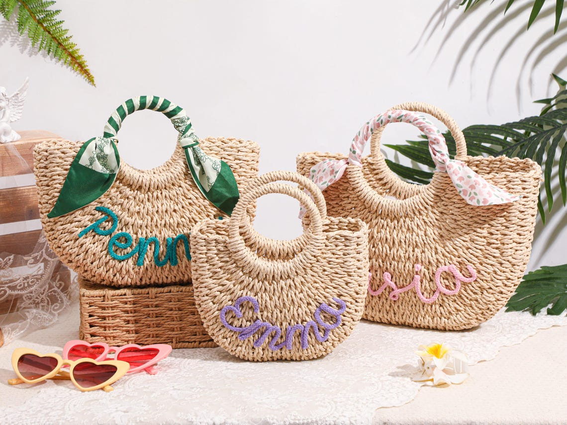 Personalized straw bridesmaid handbag, Bridesmaid Gift, Custom Straw Beach Bag, Bachelorette Gift, Wedding Party Gifts TH10 170511