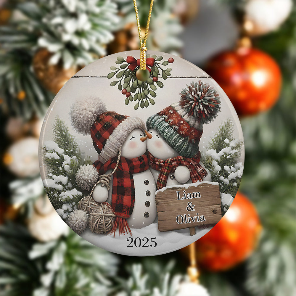 Personalized Kissing Snowman Couple Ceramic Ornament HA75 897220