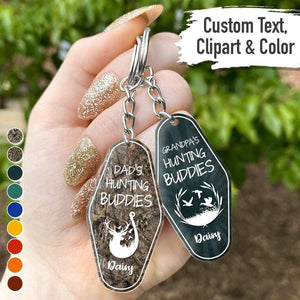GeckoCustom Dad/Grandpa's Hunting Buddies Vintage Keychain, Hunting Gift, Gift For Dad/Grandpa HN590 1 Piece / 3"H x 1.5"W