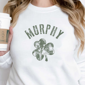 GeckoCustom Irish Vintage Green Shamrock Distressed Custom Sweatshirt