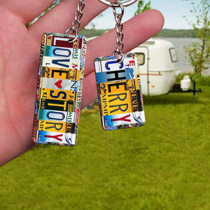 GeckoCustom Personalized License Plate Hippie Metal Keychain, Camping Gift HN590 60mmW x 40mmH