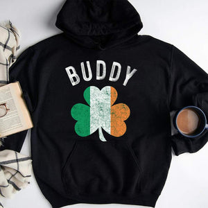 GeckoCustom Shamrock Distressed Custom Last Name Irish Shirt HN590 Pullover Hoodie / Black Colour / S